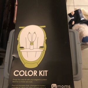 NWT 4 moms origami car seat cover